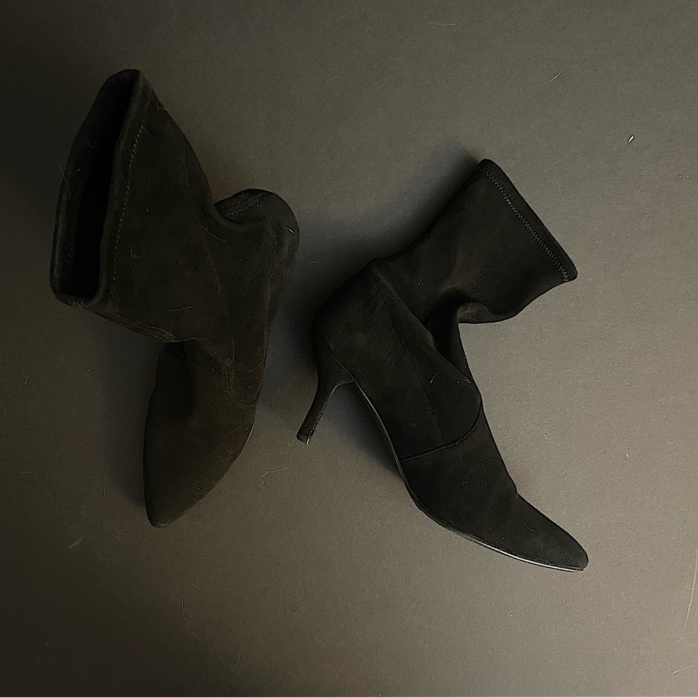 Stuart Weitzman kitten heel suede mid boot